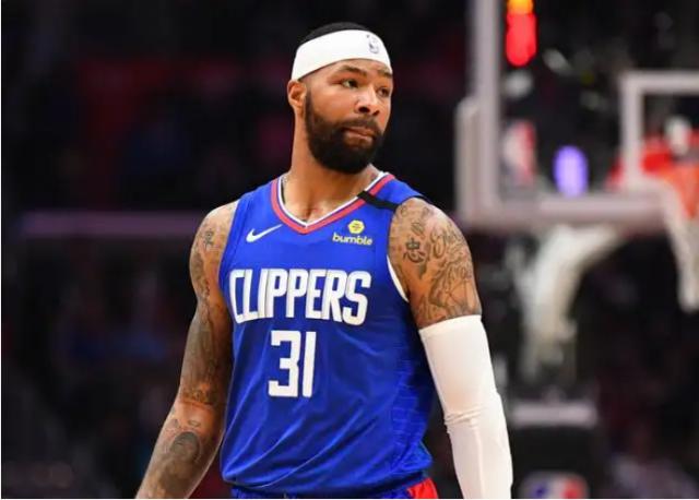 开云-快艇新赛季一大疑问：莫里斯科温顿谁打首发4号位？